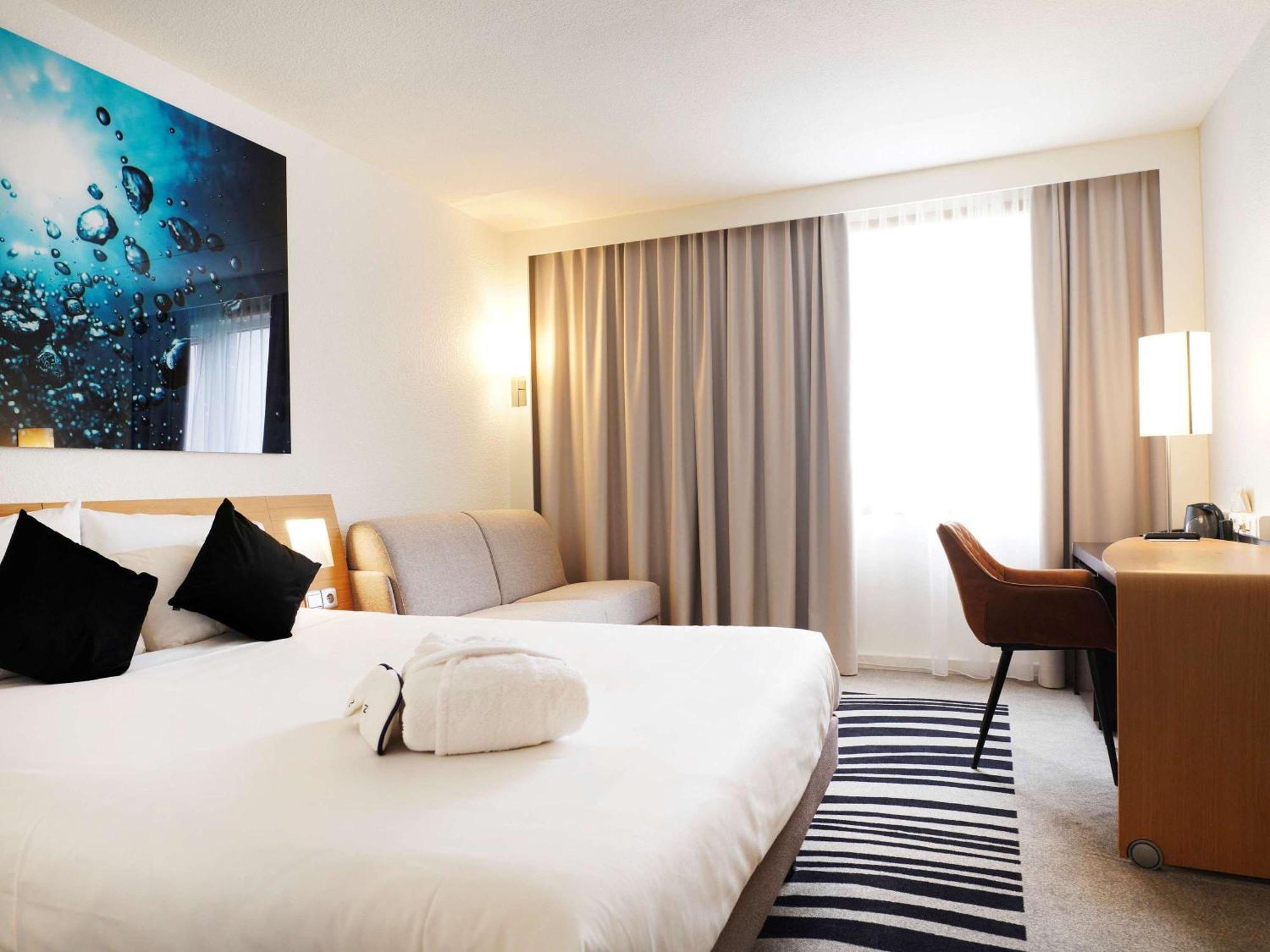 Novotel Antwerpen - Ekeren Eksteriør billede